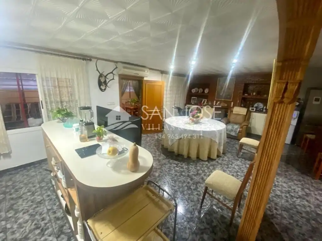 Houses for sale in San Vicente del Raspeig / Sant Vicent del Raspeig  with Air Conditioner, Private garden and Terrace