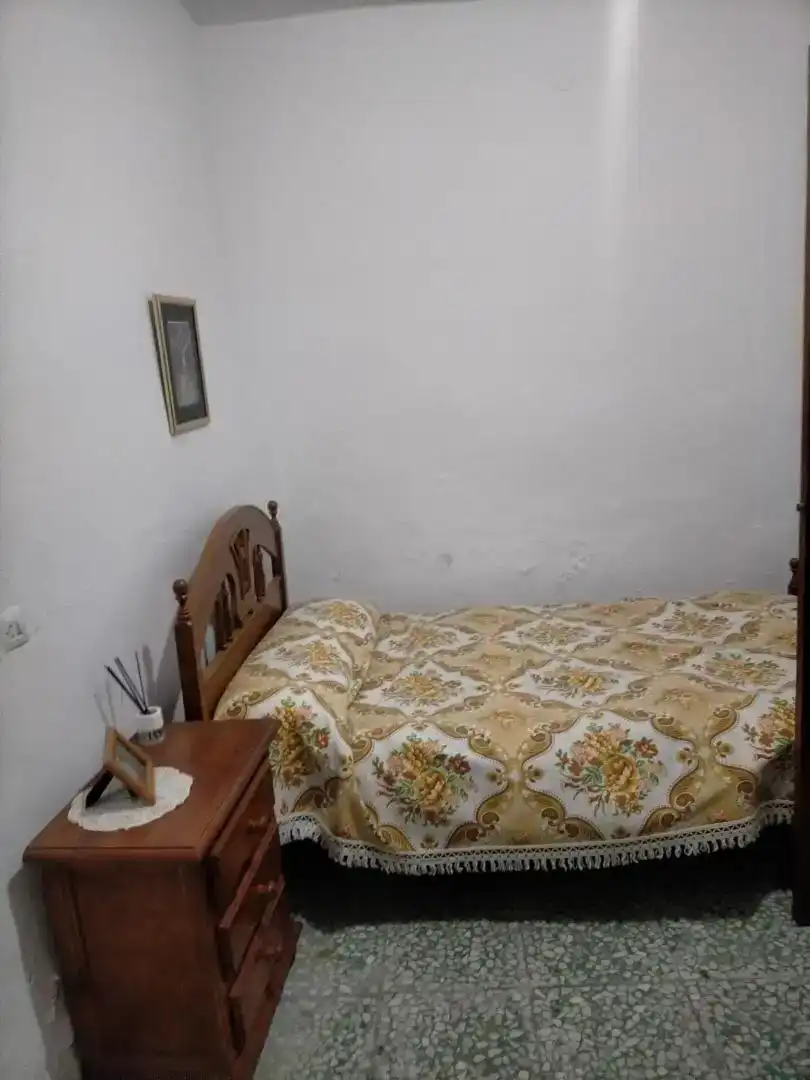 Habitación de Piso en venta en Usagre con Trastero, Amueblado y Horno