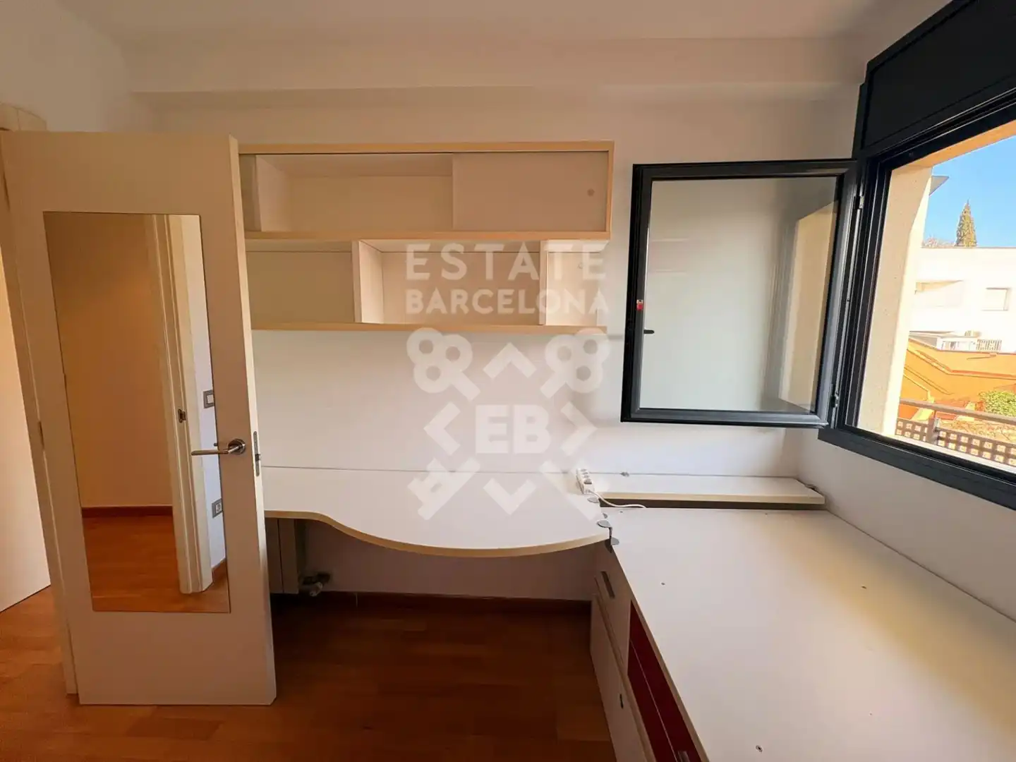 Bedroom of Flat for sale in Girona  with Heating and Balcony