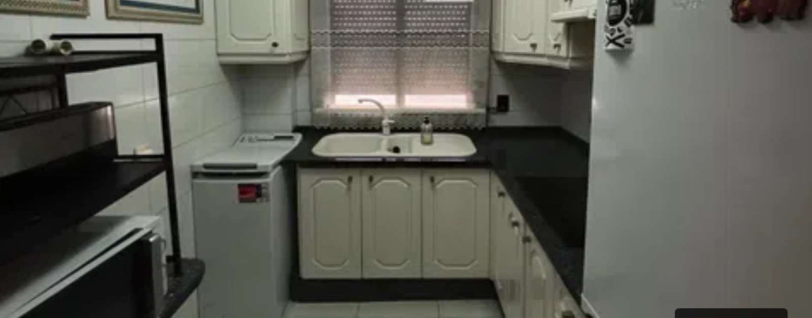 Kitchen of Apartment to share in  Córdoba Capital  with Air Conditioner, Heating and Terrace