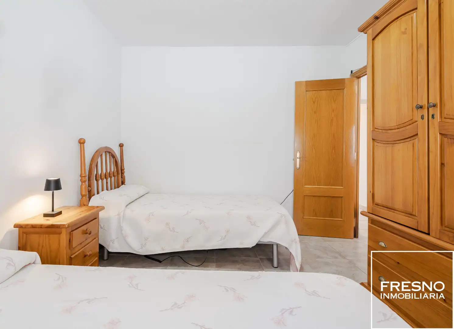 Dormitori de Casa adosada en venda en Cobeña amb Calefacció, Jardí privat i Terrassa