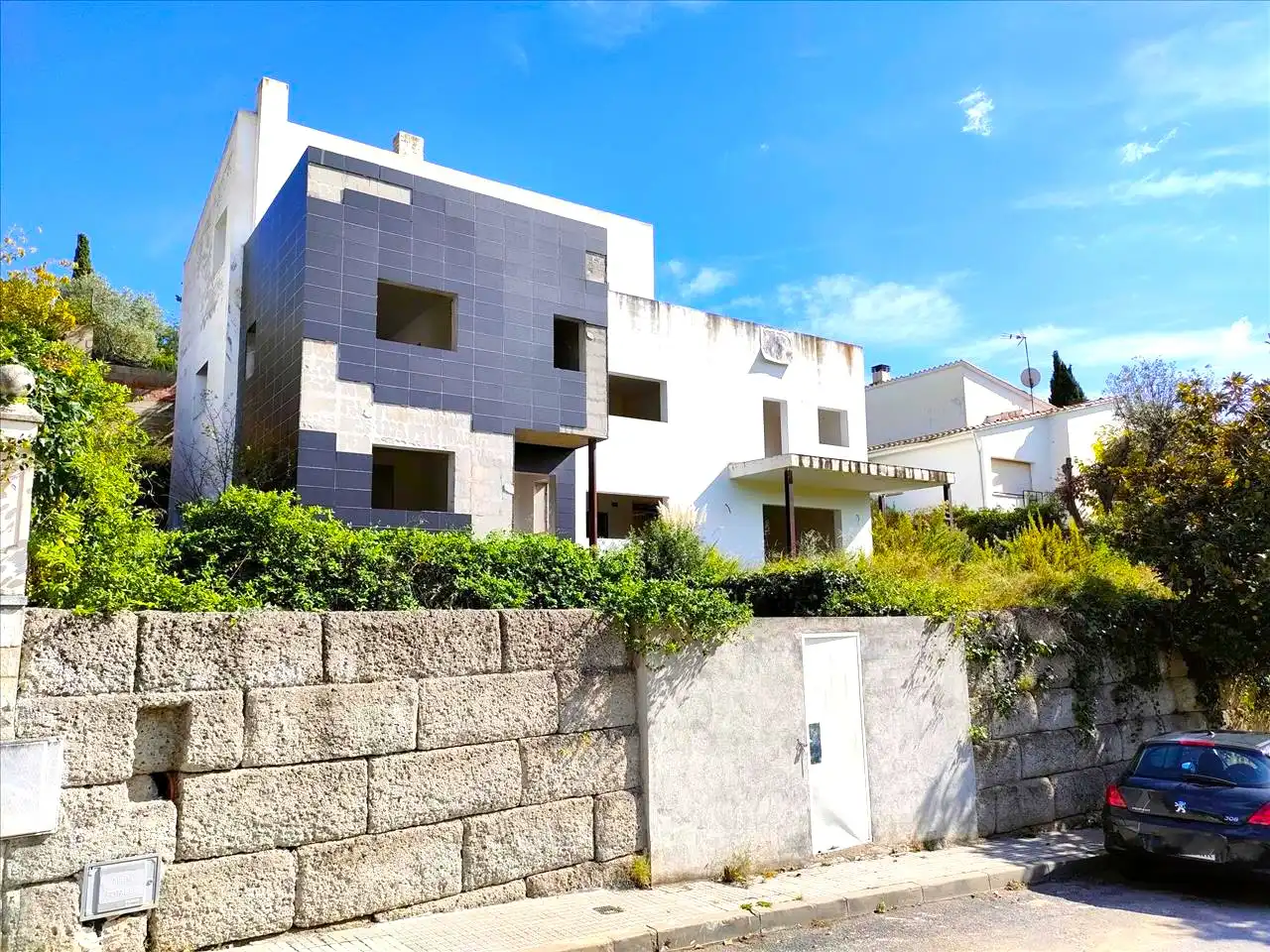 Casa amb jardí en venda a MEDITERRANI, 56