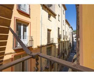 Vista exterior de Edifici en venda en Olot