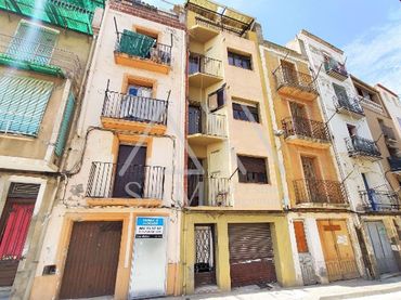 Piso con balcón en venta en Balaguer
