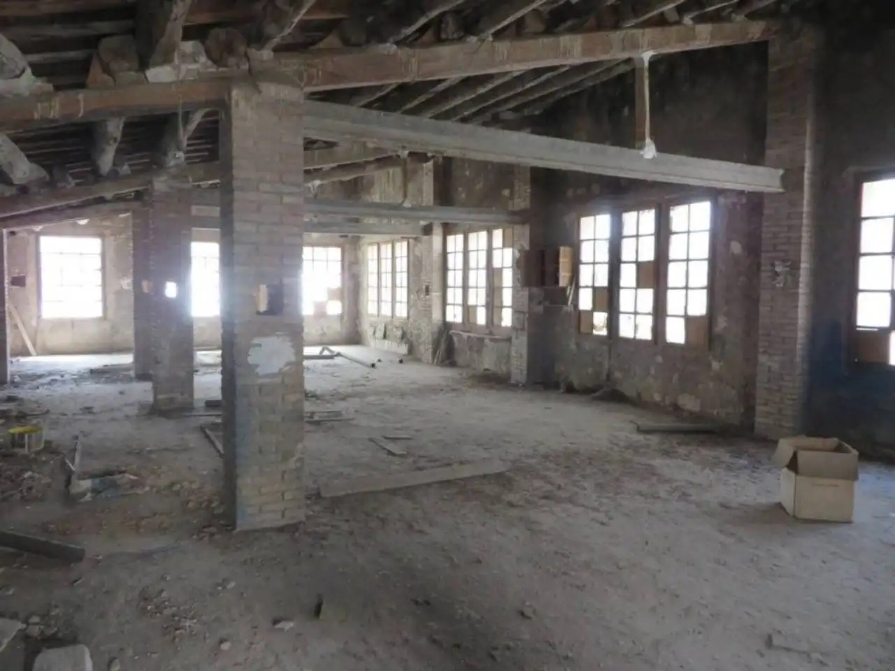 Local comercial en alquiler en Calle odena, imagen 2