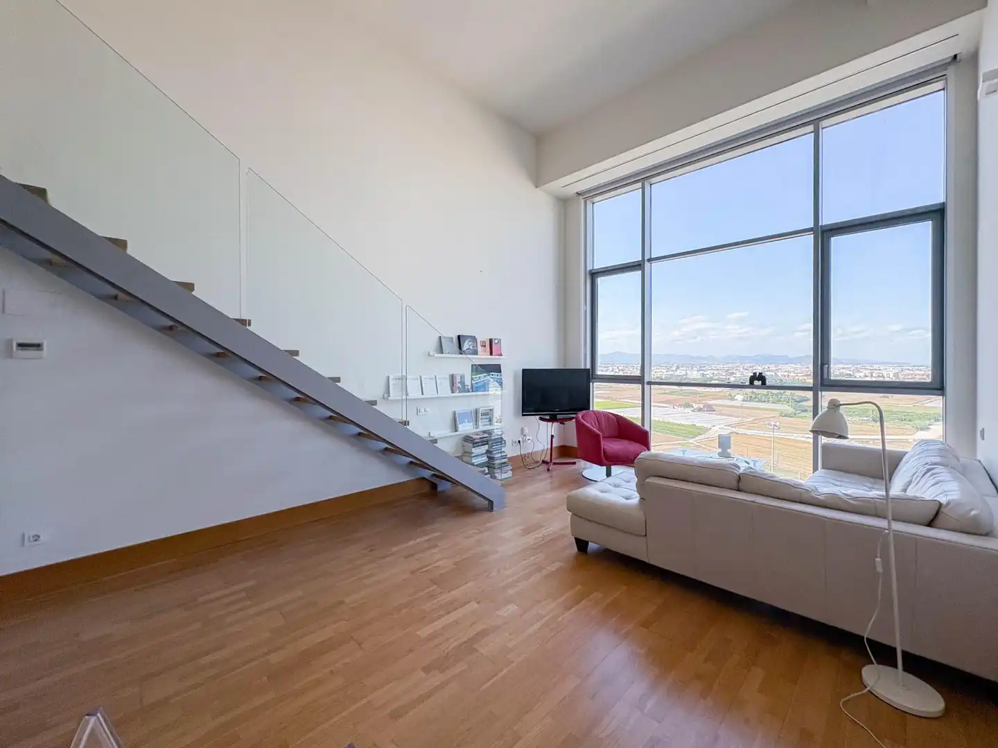 Loft de alquiler en Avenida HERMANOS MACHADO, 13, Sant Llorenç - Zona Alfahuir