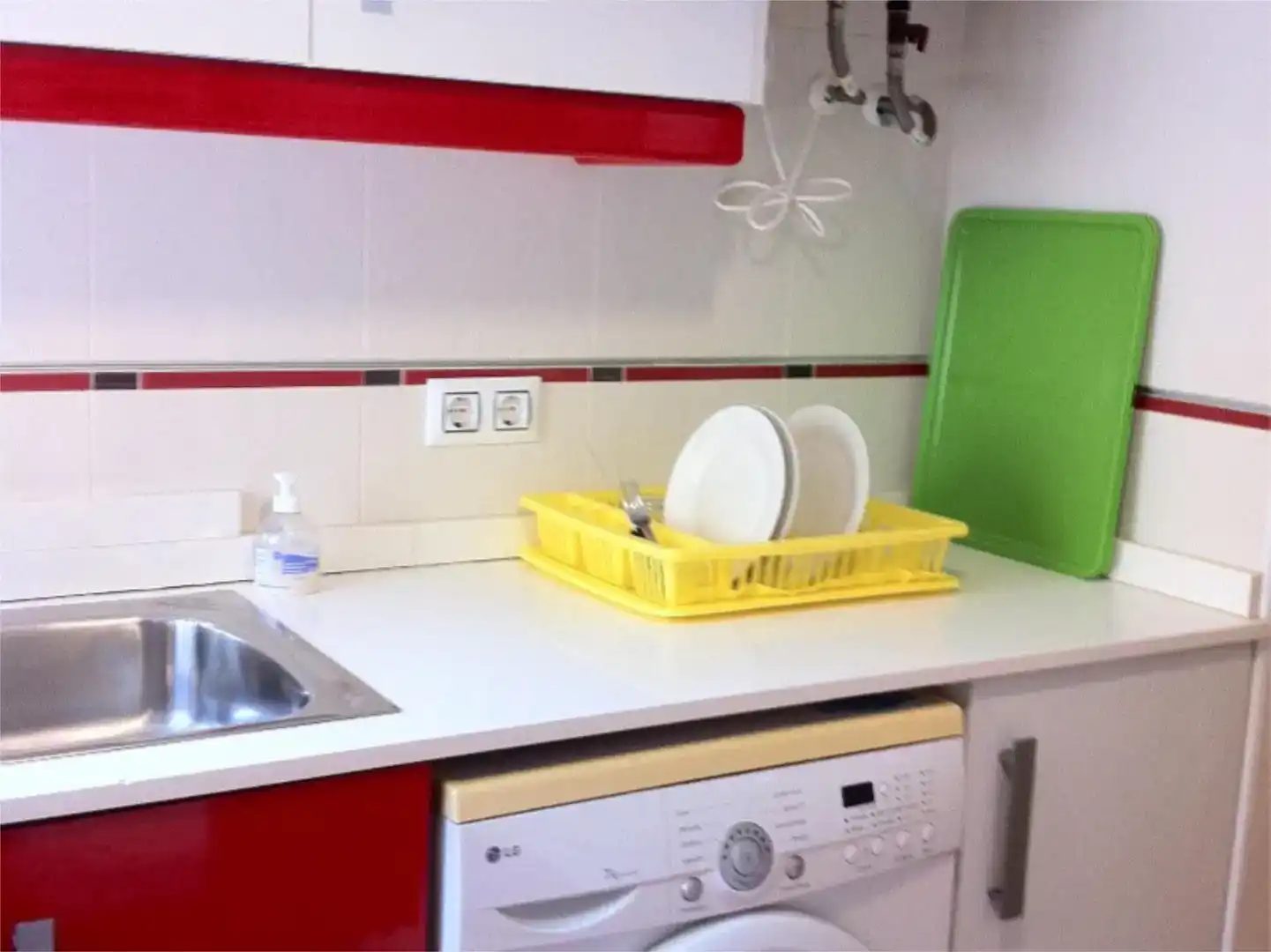 Cuina de Pis en venda en Cortes de Pallás amb Aire condicionat i Balcó