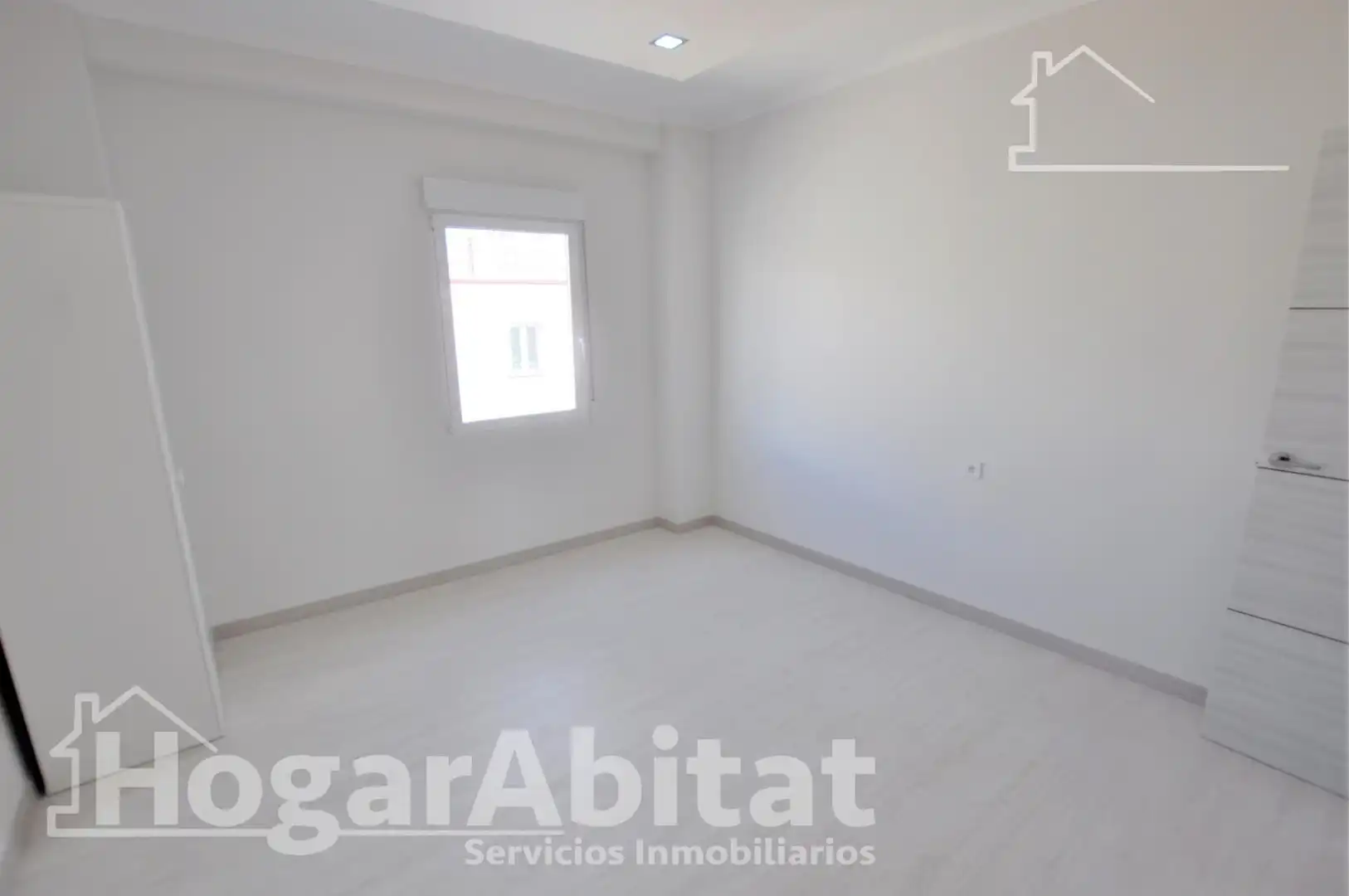 Habitación de Piso en venta en Mislata