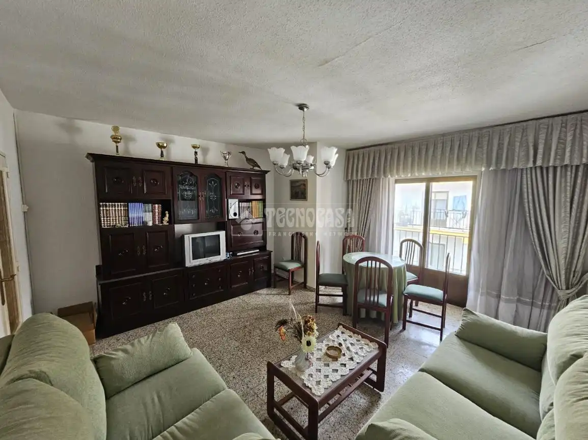 Sala de estar de Piso en venta en Ávila con Calefacción y Terraza