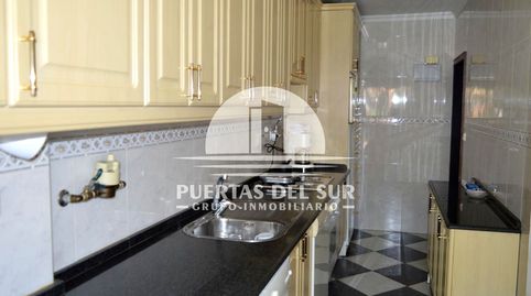 Foto 3 de Piso en venta en Del Ejército, Norte - Blanca Paloma, Rota