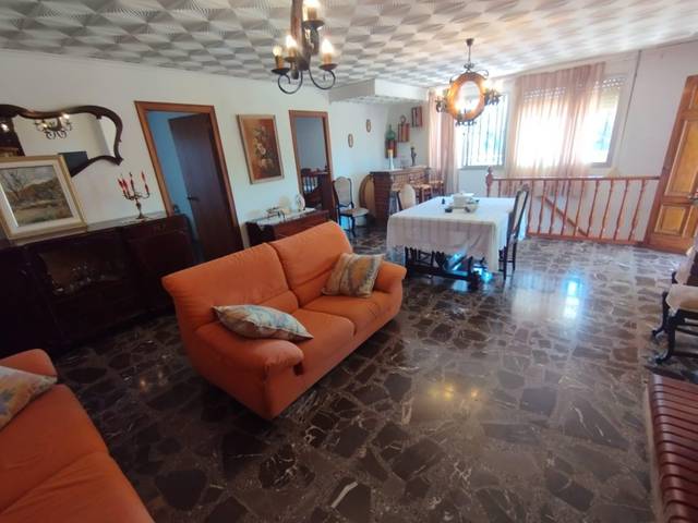 Casa-chalet en Venta en Navarrés