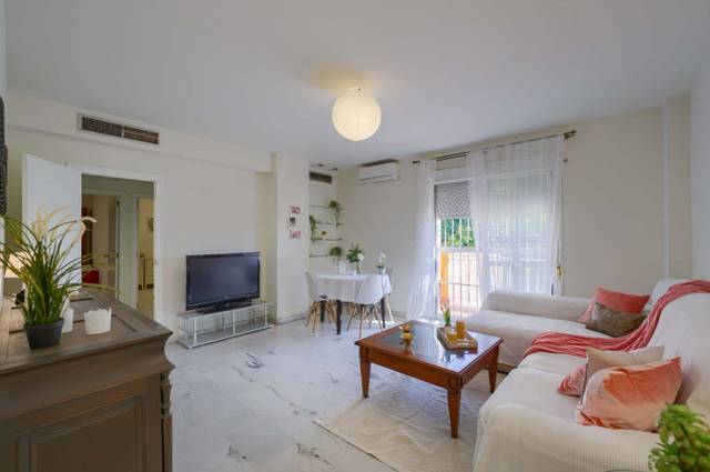 Piso en Venta en Calle ADARAJAS, 14 en Santa Eufemia