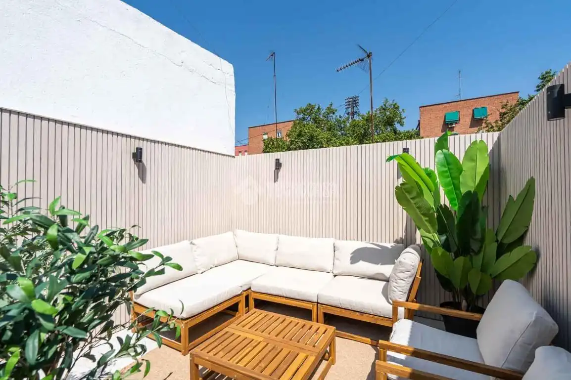 Terrassa de Casa adosada en venda en Madrid amb Calefacció, Terrassa i Alarma