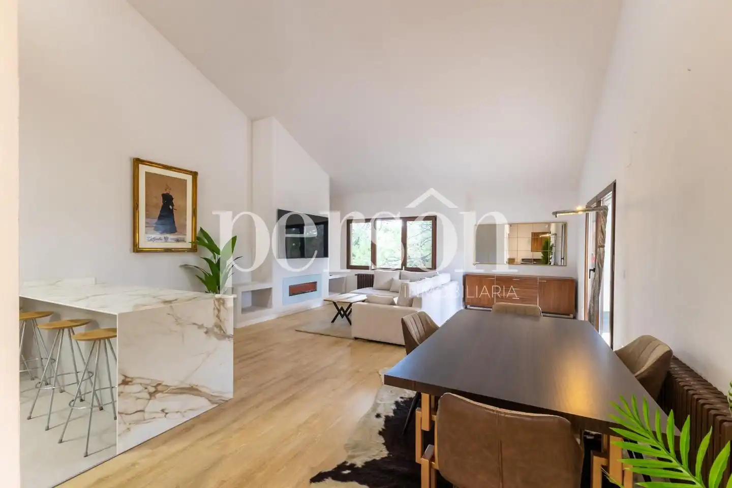 Living room of Houses for rent in Chiva  with Air Conditioner, Private garden and Terrace