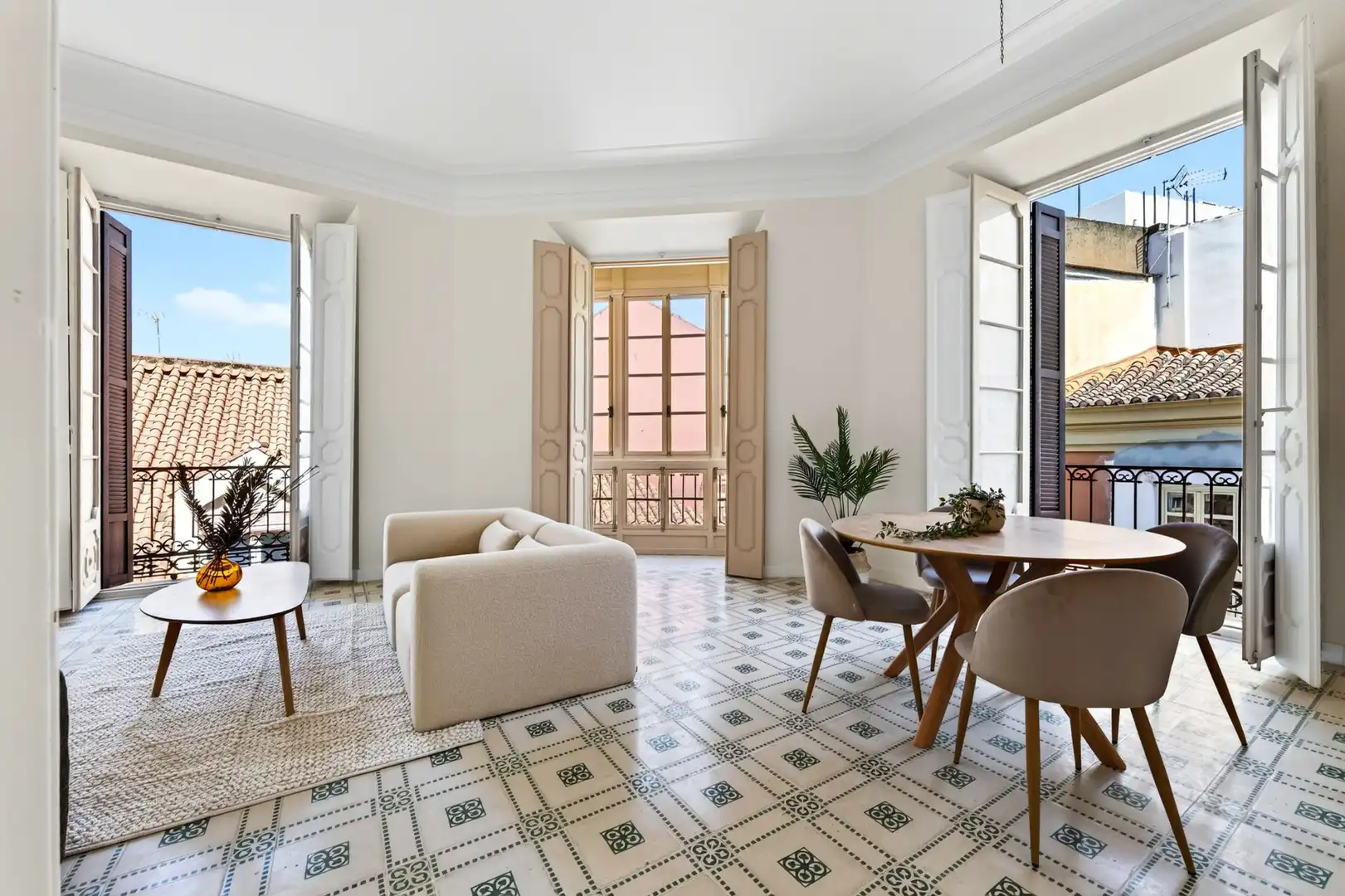 Mini appartamento con terrazza in vendita a Centro