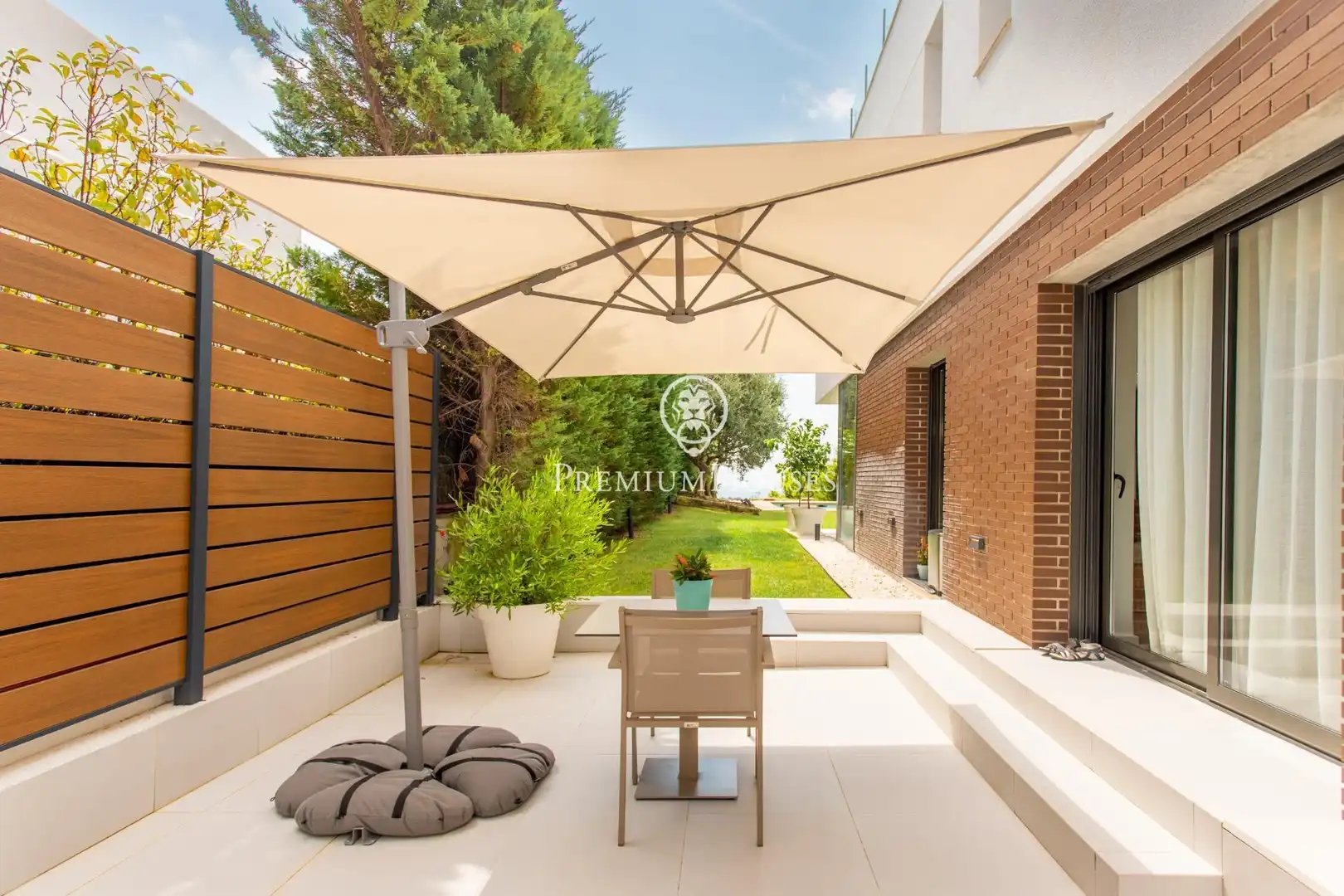Terrassa de Casa o xalet en venda en Sant Andreu de Llavaneres amb Aire condicionat, Calefacció i Jardí privat