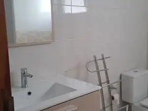 Baño de Piso de alquiler en Las Palmas de Gran Canaria con Amueblado, Horno y Lavadora