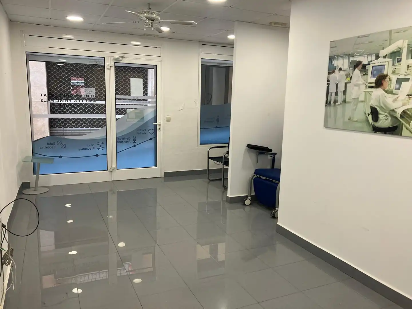 Local comercial en alquiler en Carrer Mossèn Comellas, imagen 4