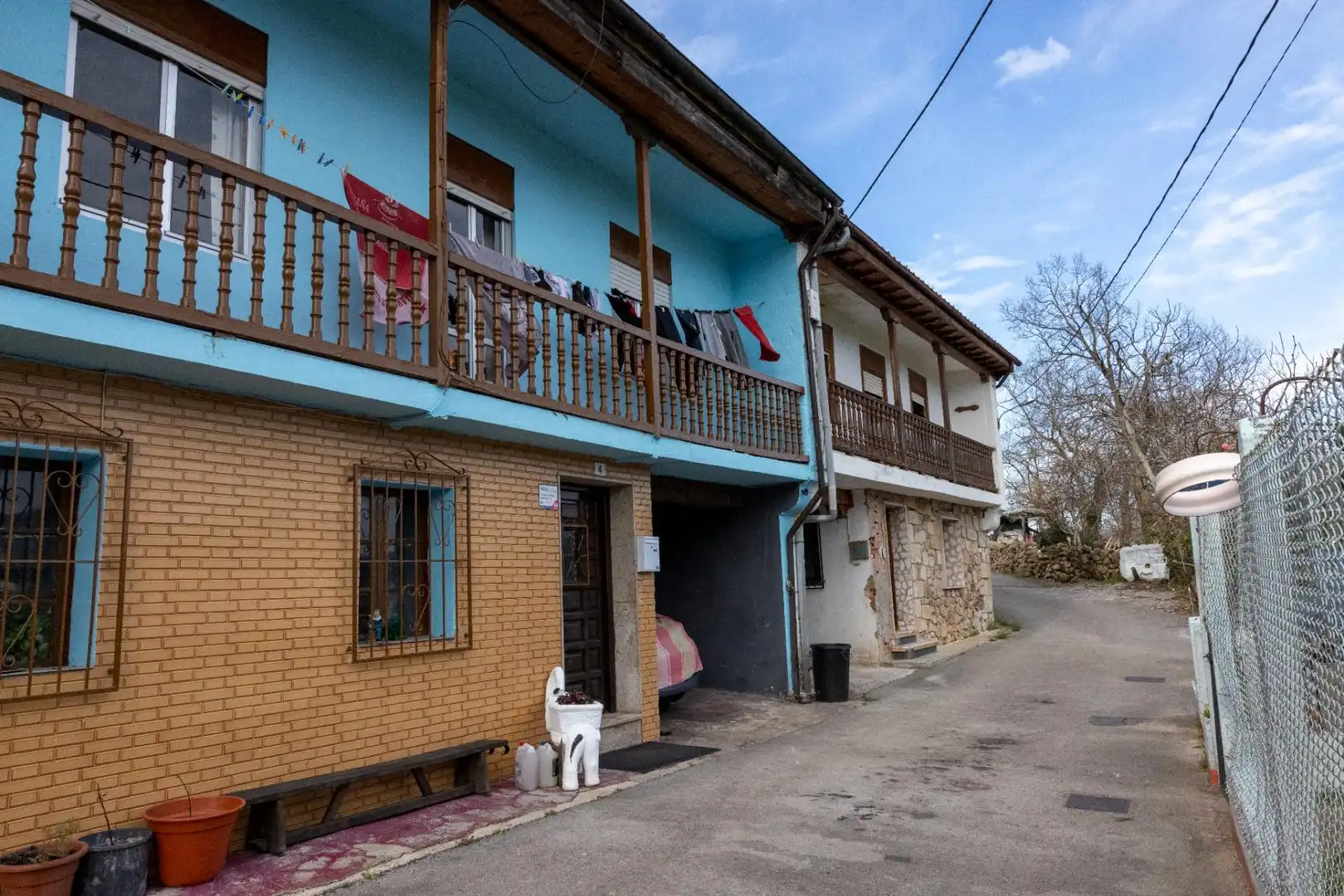 Vista exterior de Finca rústica en venda en Los Corrales de Buelna 
