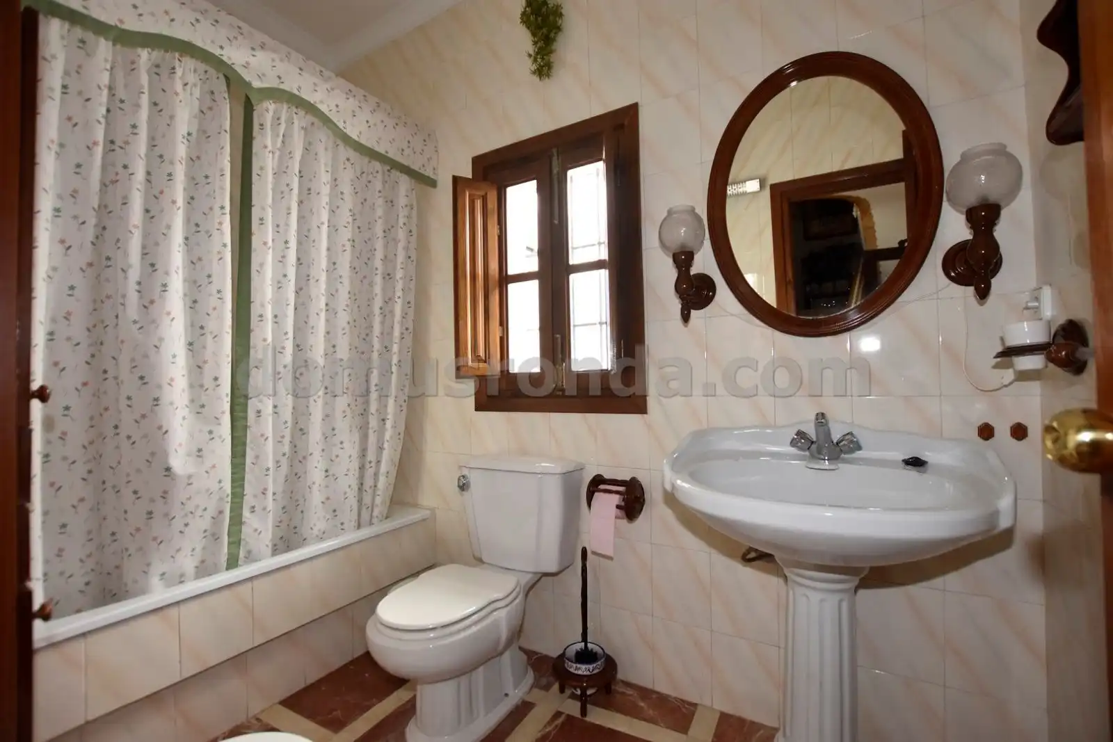 Baño de Casa o chalet en venta en Cañete la Real con Terraza y Trastero