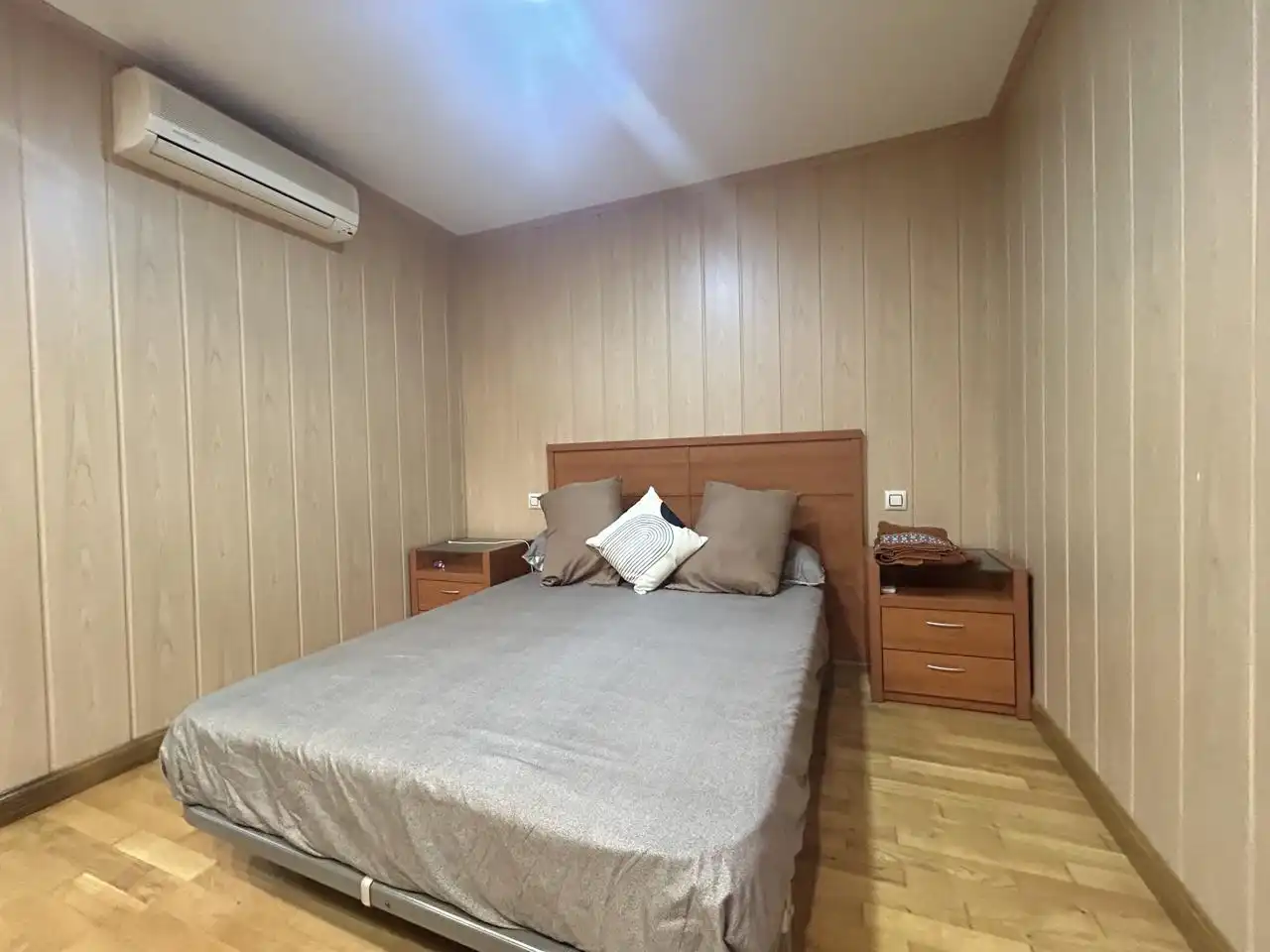 Bedroom of Flat for sale in Valtierra  with Air Conditioner, Parquet flooring and Storage room