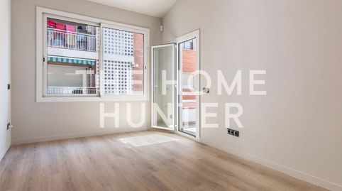 Foto 3 de Piso en venta en Cl Gaspar Fabregas, El Gall, Esplugues de Llobregat