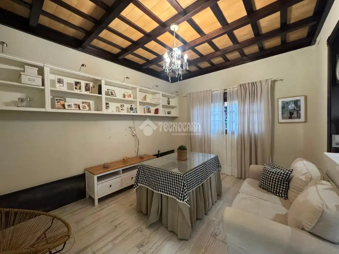Casa adosada en venta en Calle Dr. Manuel E. Patarroyo, Osuna