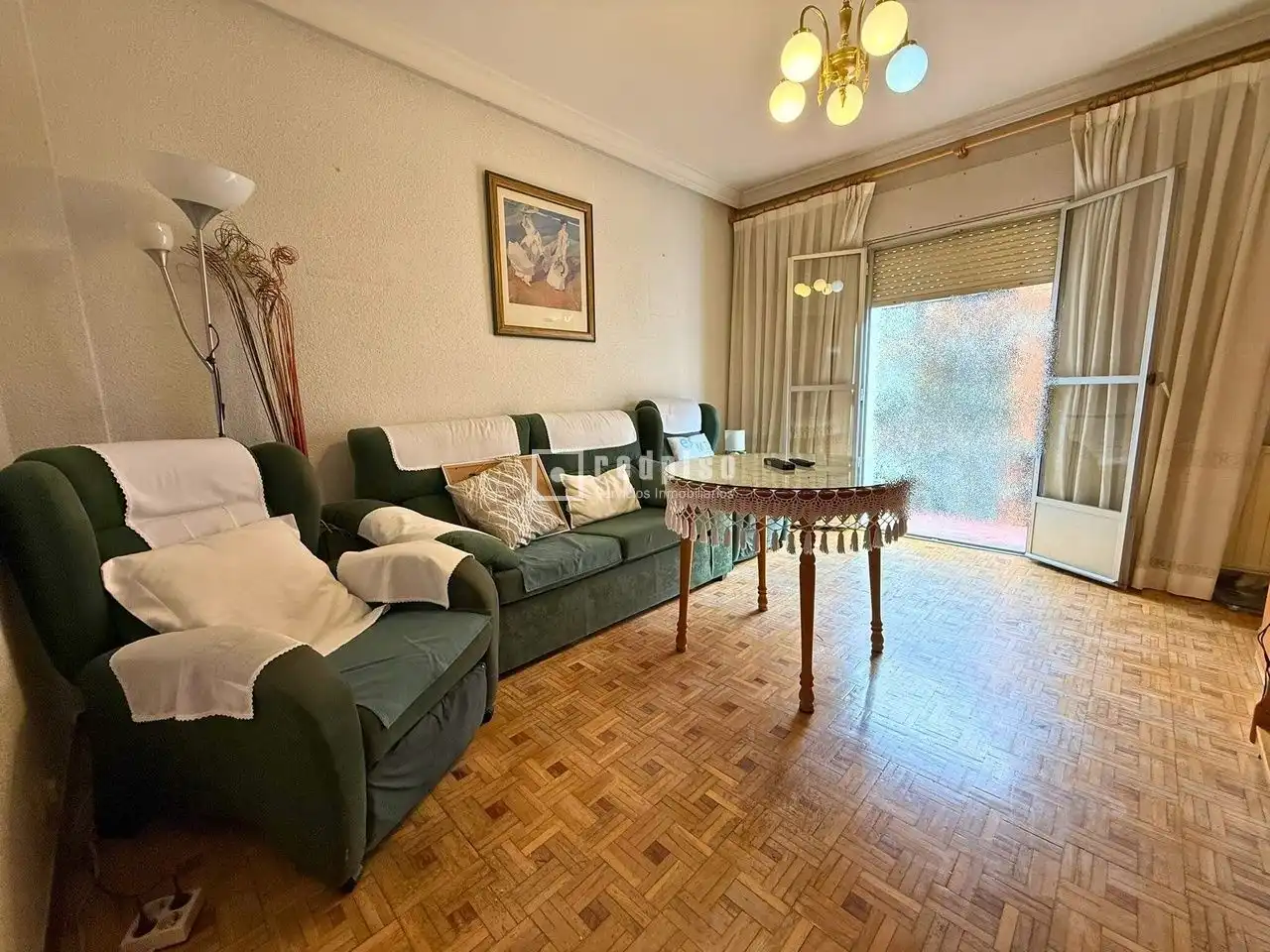 Sala de estar de Piso en venta en Madrid con Calefacción, Parquet y Terraza