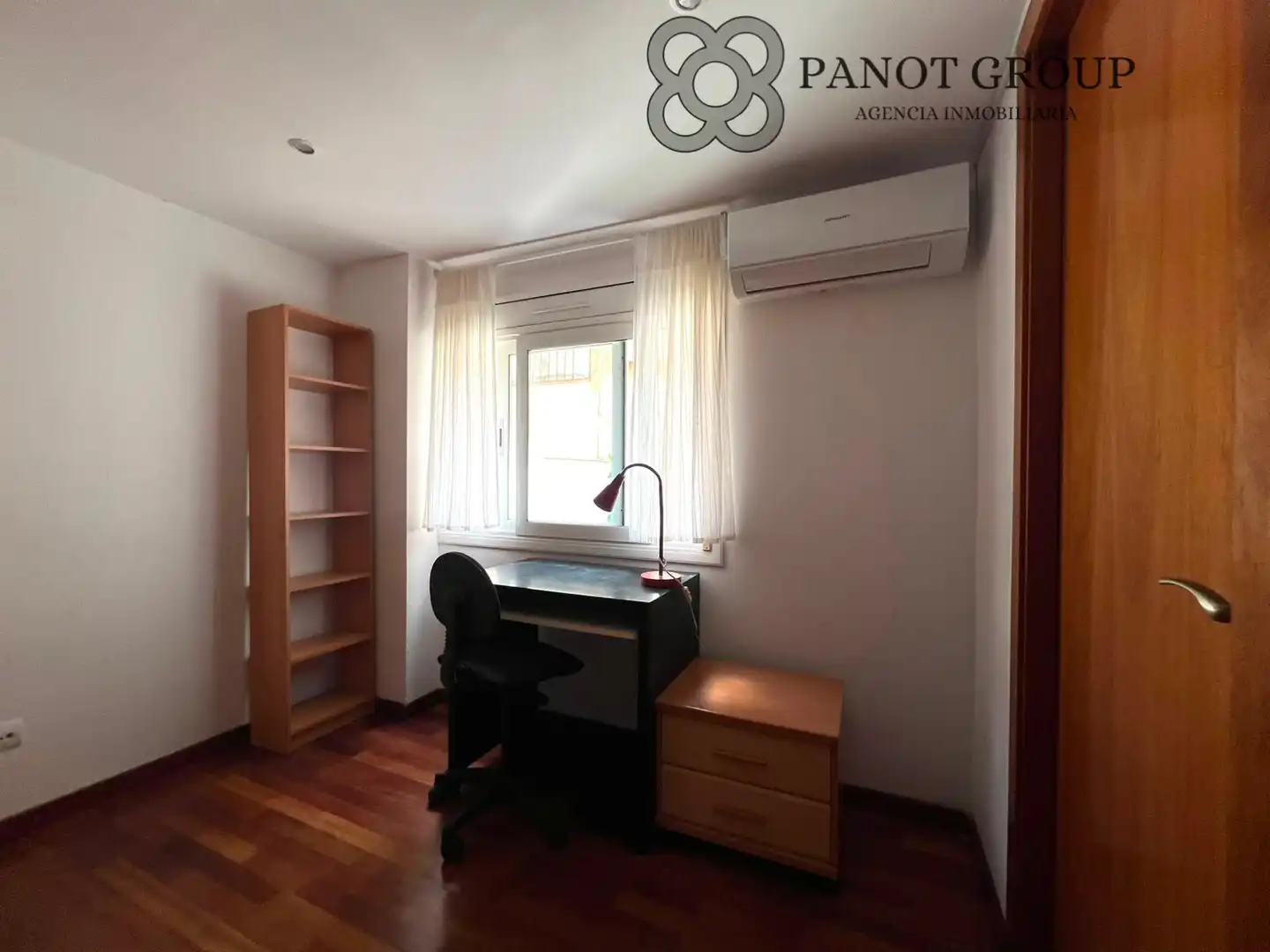 Habitación de Dúplex en venta en Barcelona con Aire acondicionado, Calefacción y Terraza