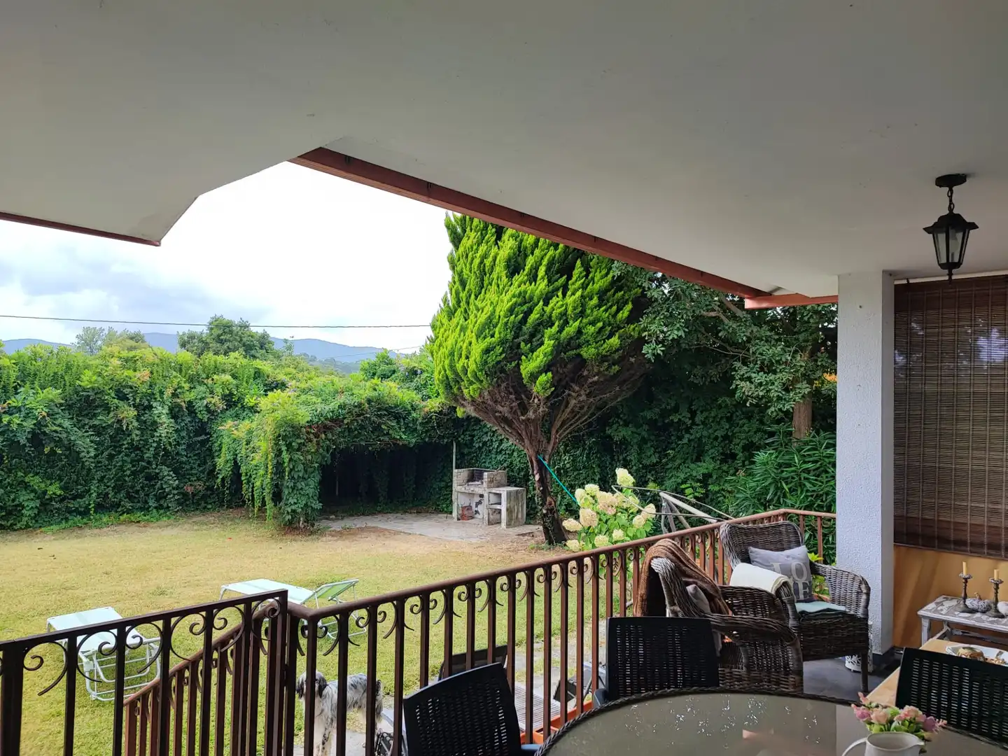 Jardí de Casa o xalet en venda en Nigrán amb Jardí privat, Terrassa i Moblat