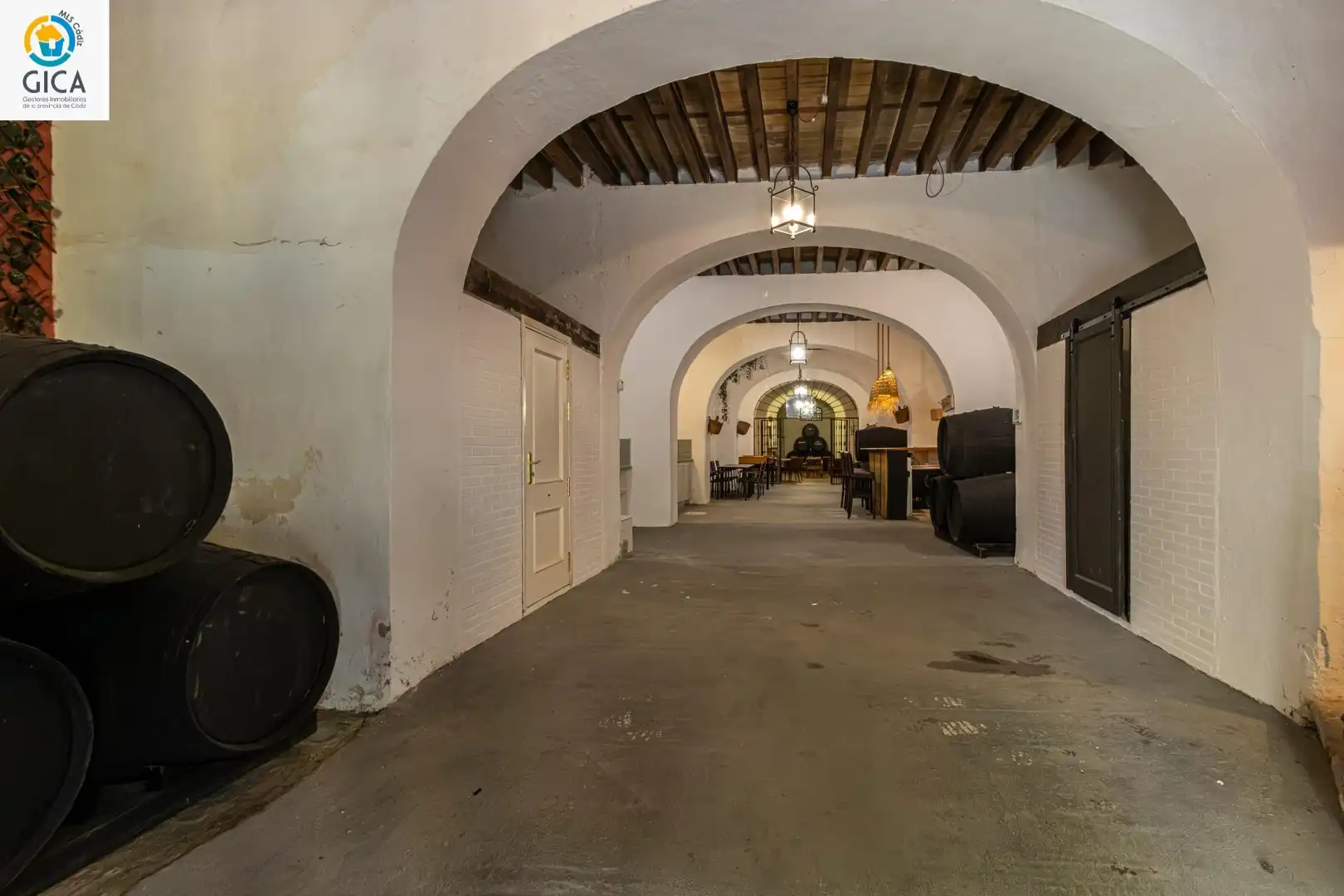Houses for sale in Jerez de la Frontera  with Air Conditioner, Heating and Storage room
