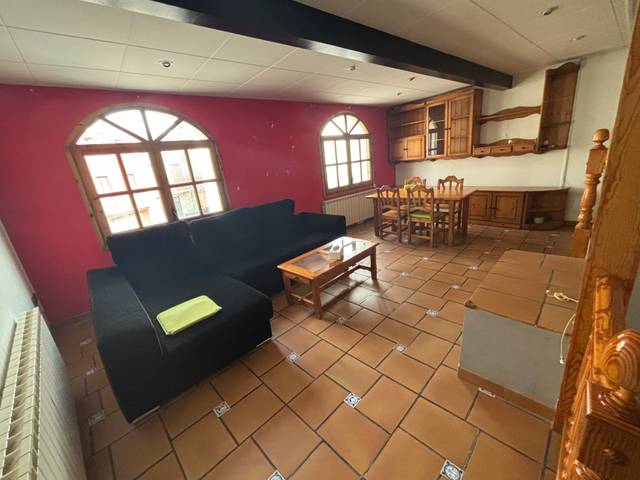 Casa adosada en Venta en Sarroca de Lleida