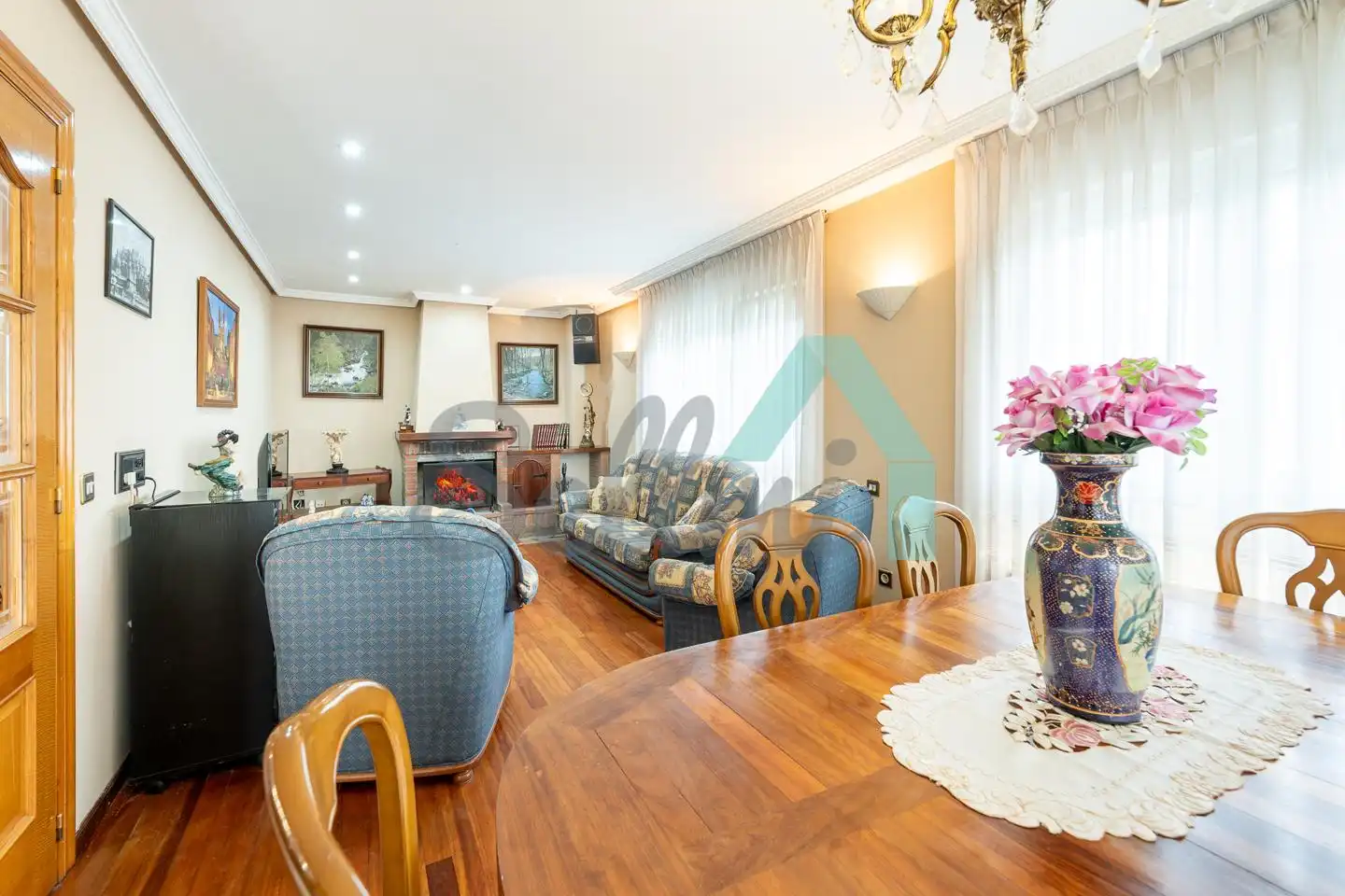Sala de estar de Casa adosada en venta en El Franco  con Calefacción, Jardín privado y Parquet