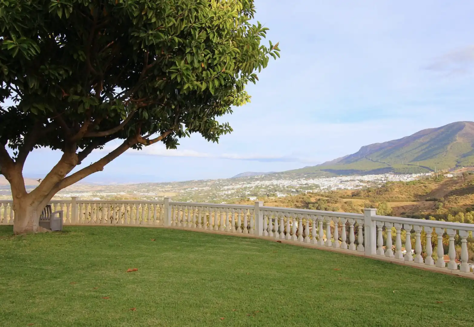 Exterior view of Houses for sale in Coín  with Air Conditioner, Heating and Private garden
