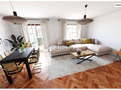 Sala d'estar de Casa adosada en venda en O Porriño   amb Calefacció, Jardí privat i Parquet