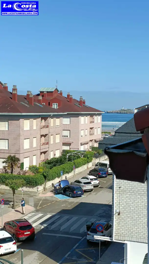 Vista exterior de Dúplex en venda en Ribamontán al Mar amb Calefacció, Moblat i Forn