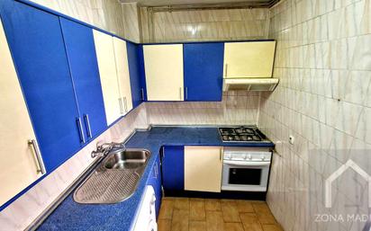 Cuina de Pis en venda en  Madrid Capital amb Aire condicionat i Terrassa