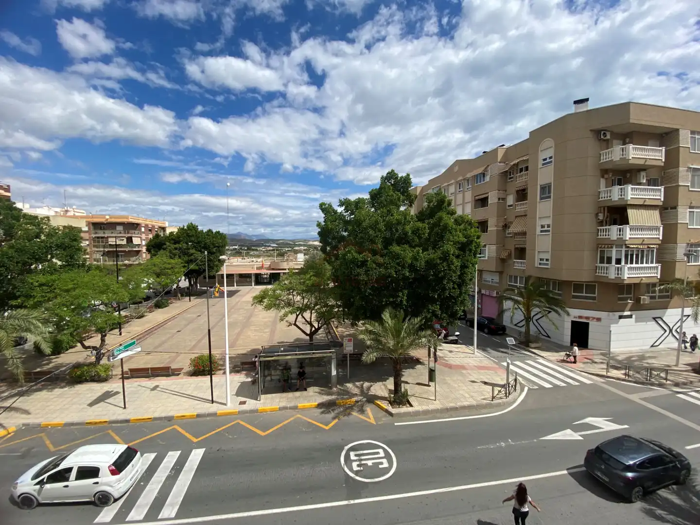 Vista exterior de Piso en venta en Elche / Elx con Aire acondicionado, Calefacción y Horno