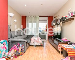 Living room of Flat for sale in Terrassa