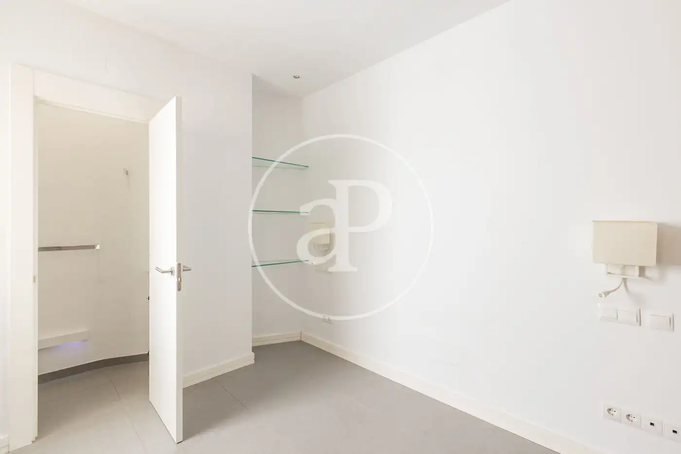Habitación de Piso de alquiler en Madrid con Aire acondicionado, Calefacción y Balcón