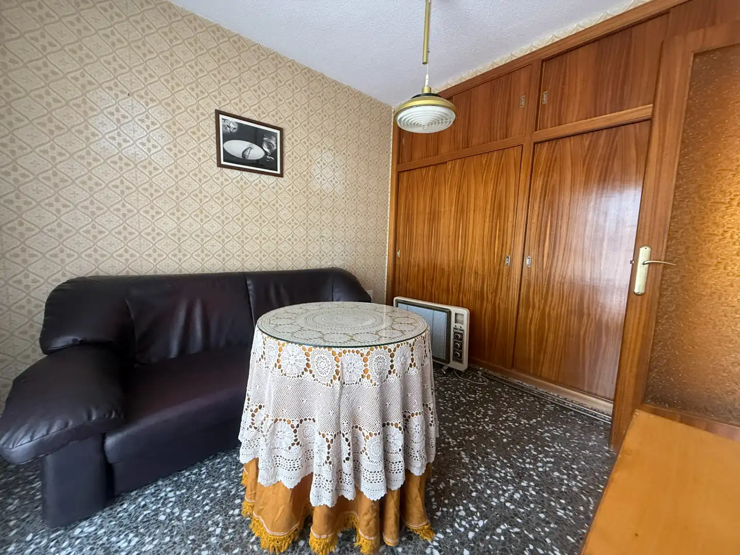Sala d'estar de Pis en venda en Jijona / Xixona amb Moblat i Balcó