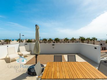Villa mit Pool zum Verkauf in San Juan de los Terreros