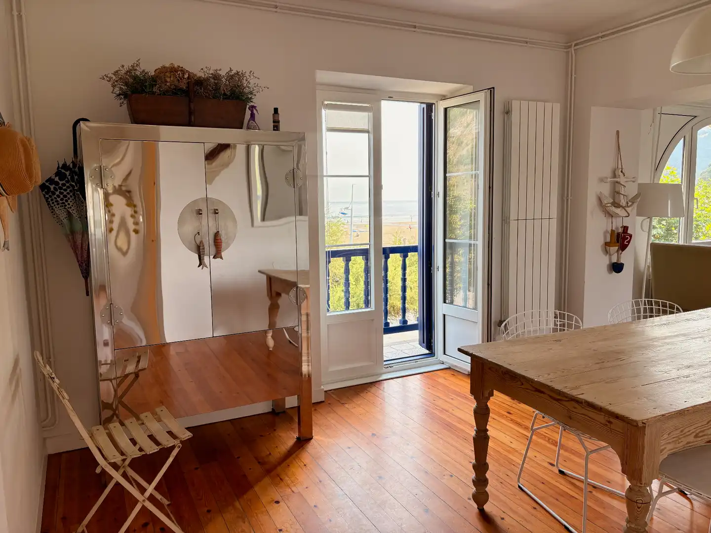 Menjador de Pis en venda en Deba amb Calefacció, Moblat i Forn