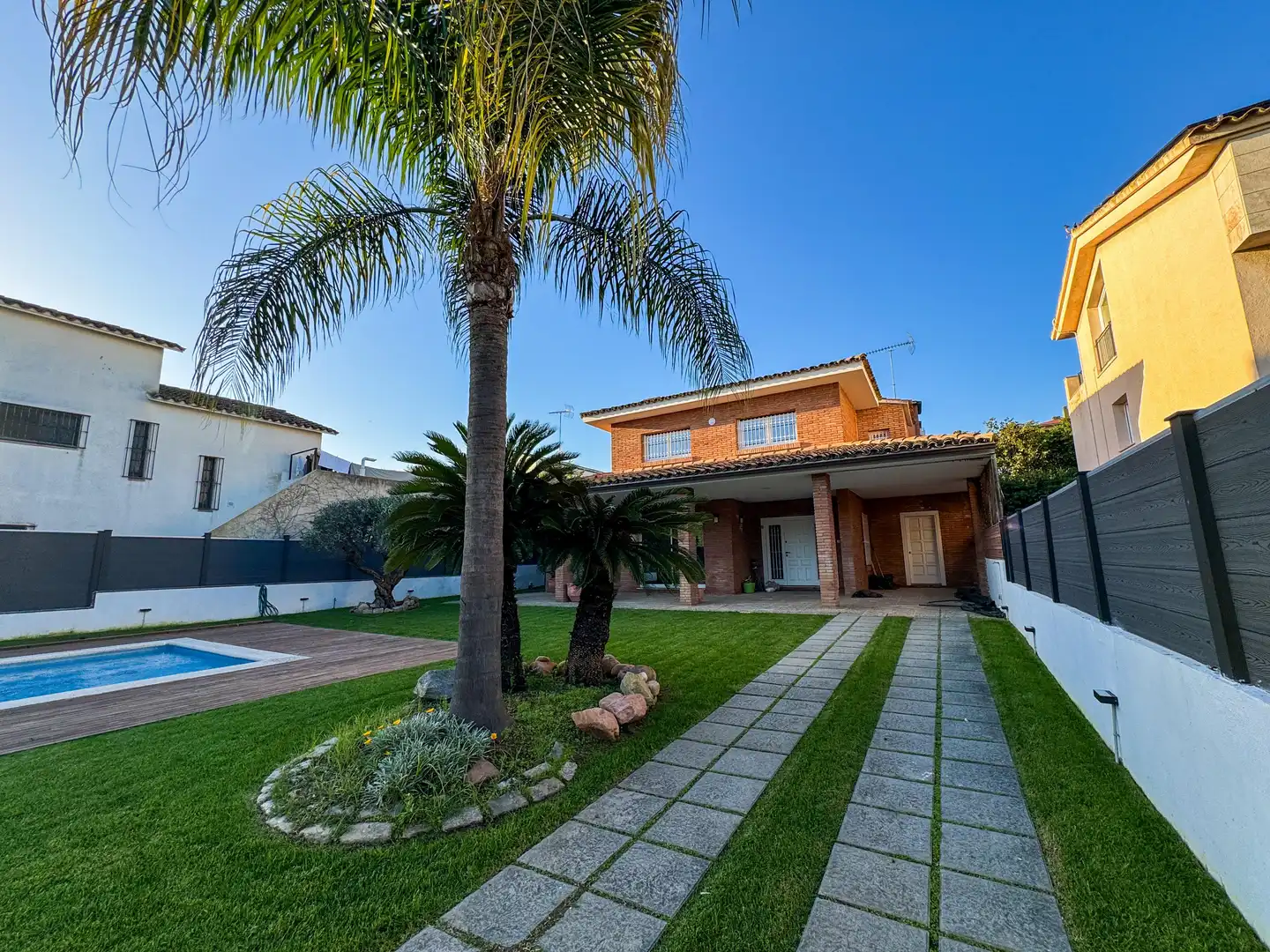 Detached house with pool to rent in Carrer dels Capitans de Mar, imagen 5