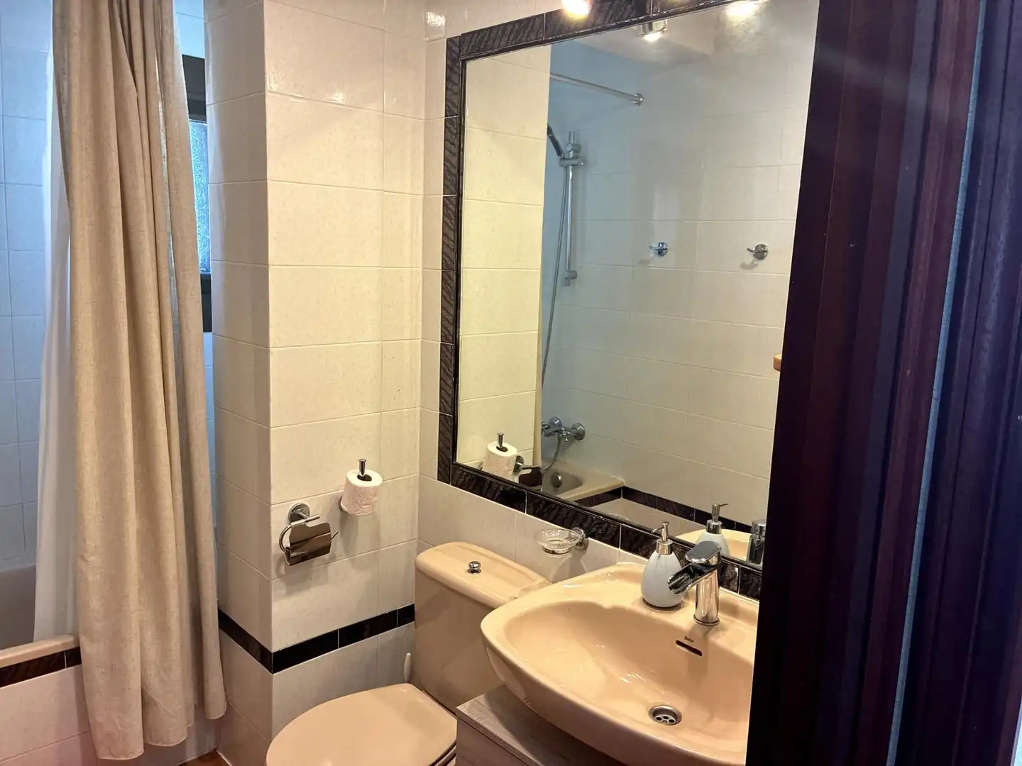 Baño de Piso en venta en Orihuela con Terraza, Amueblado y Balcón