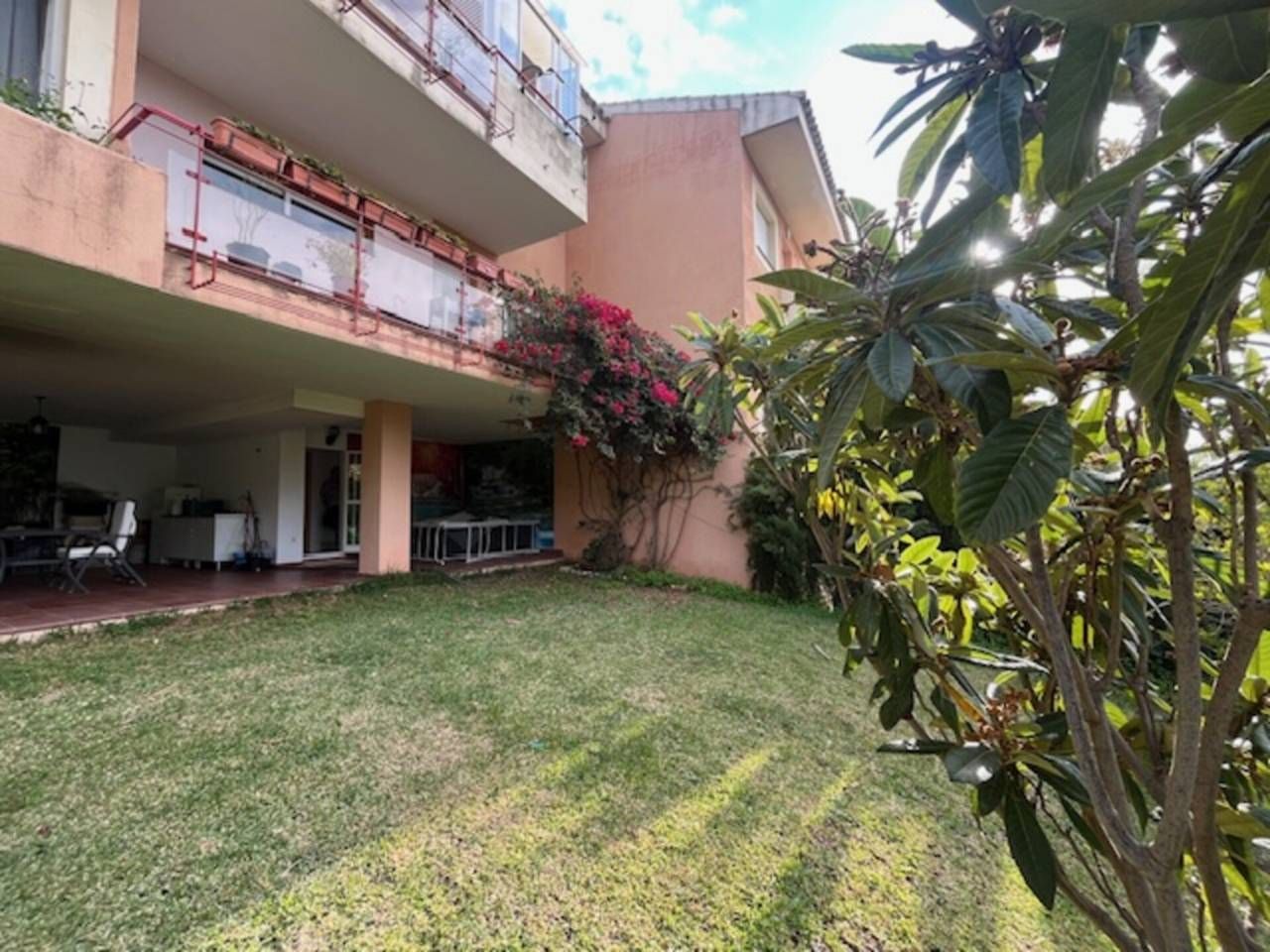 Single-family semi-detached for sale in Altos de Estepona