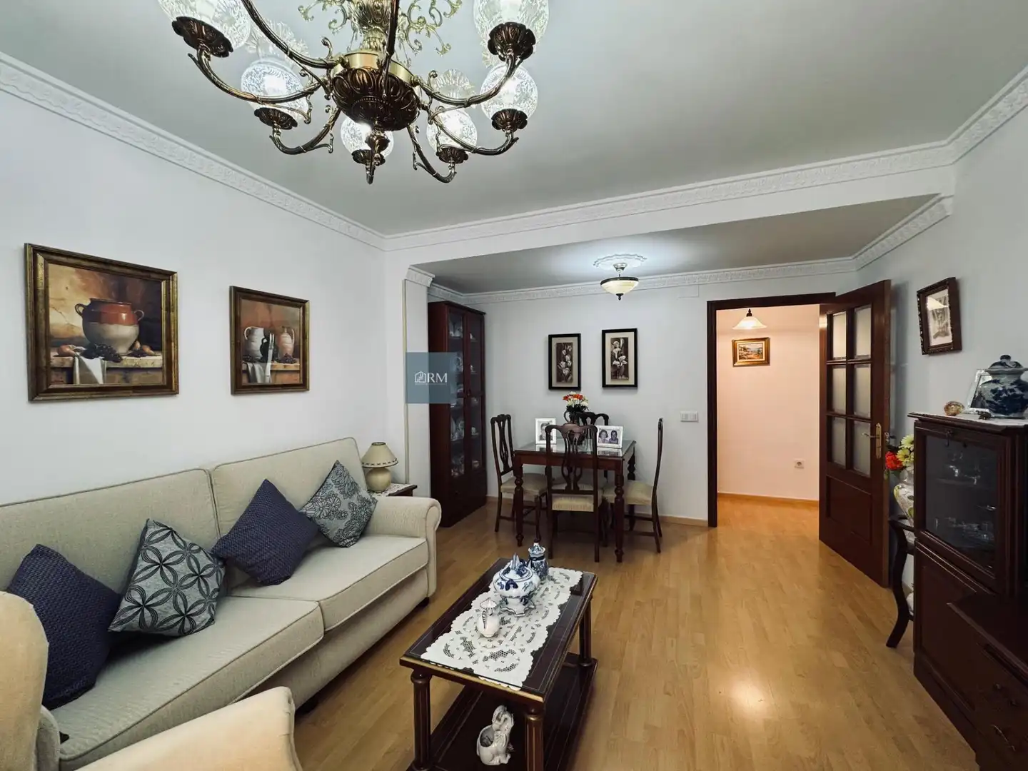 Sala de estar de Piso en venta en Sanlúcar de Barrameda con Aire acondicionado, Calefacción y Parquet