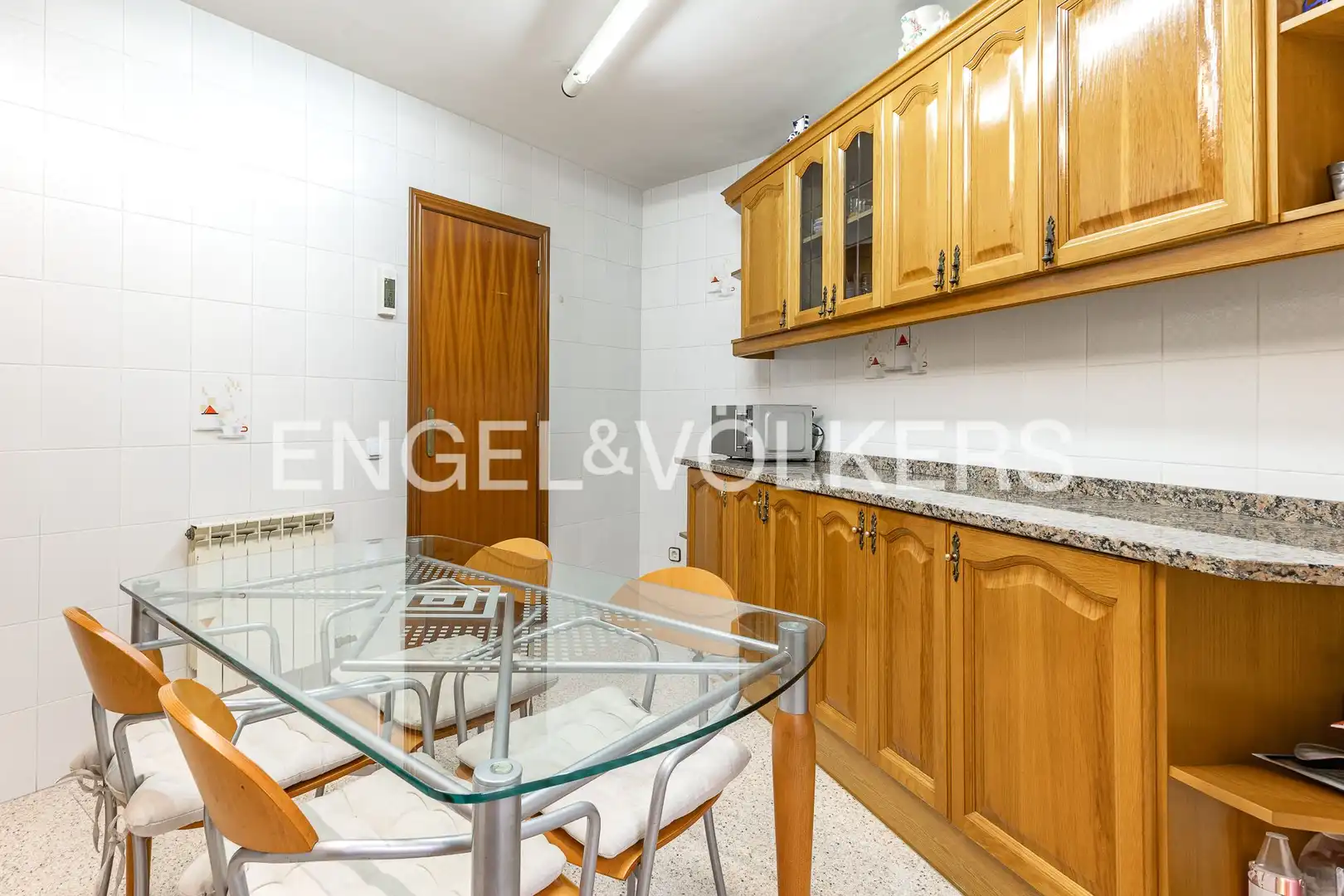 Cocina de Casa o chalet en venta en Badalona con Aire acondicionado, Calefacción y Terraza