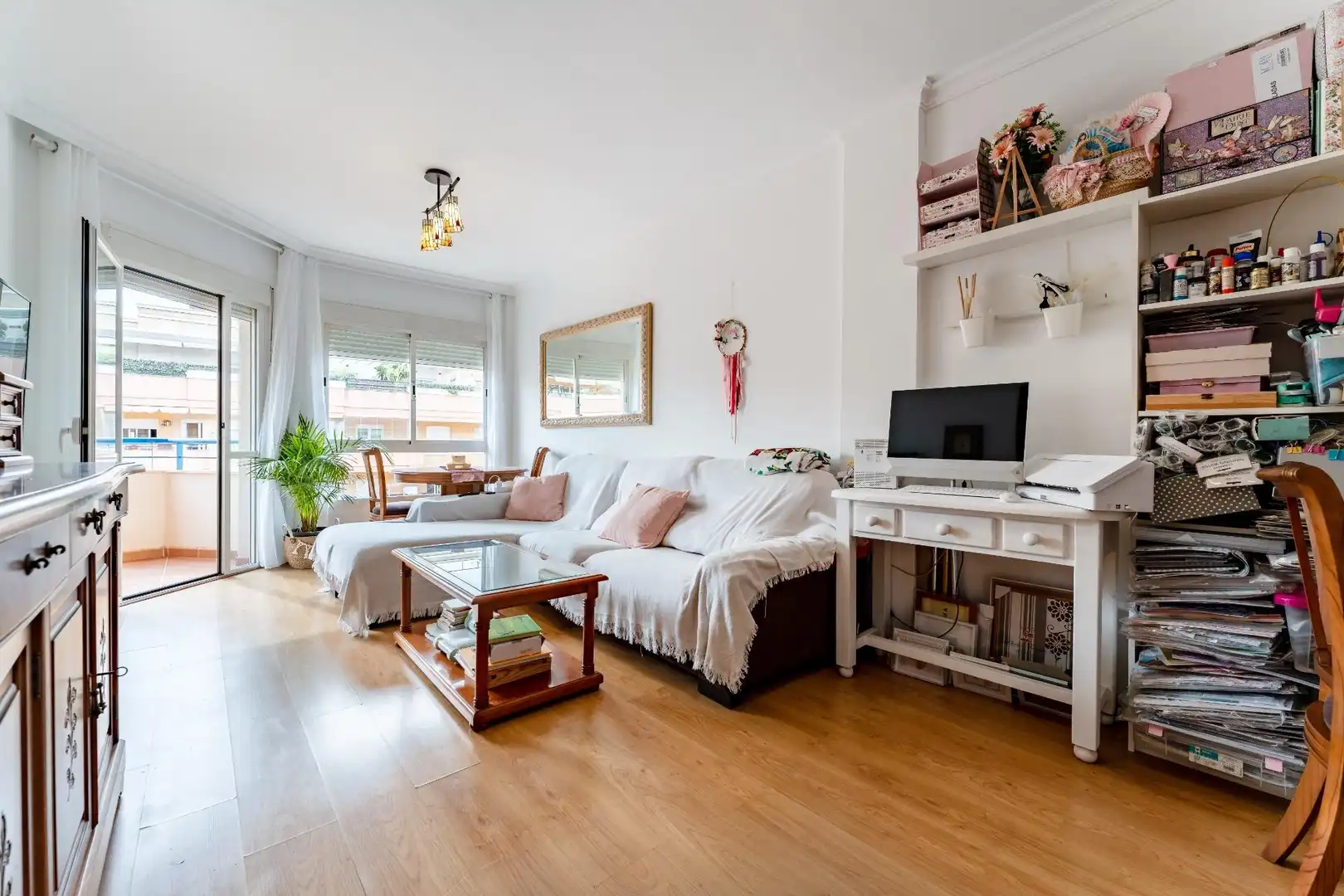 Sala d'estar de Apartament en venda en Málaga amb Aire condicionat, Traster i Piscina comunitària