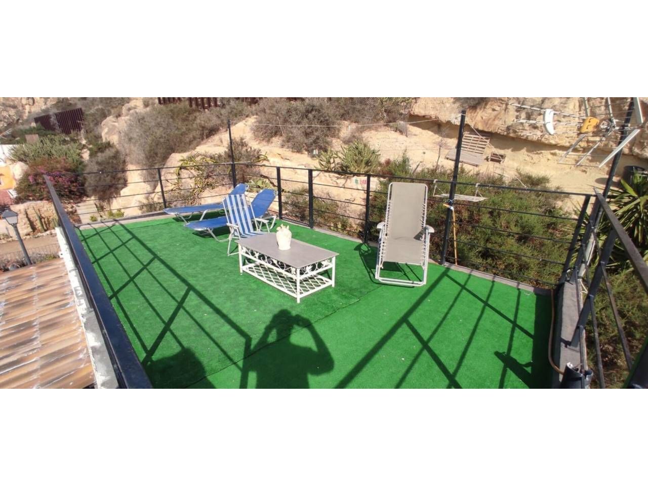 Terrassa de Casa o xalet en venda en Alicante / Alacant amb Aire condicionat, Jardí privat i Terrassa